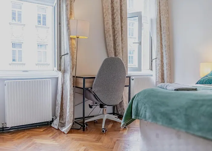 Comfortable Private Near Landstrasse , 15 Min Access Apartamento Viena