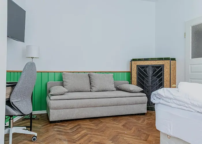 Apartamento Comfortable Private Near Landstrasse , 15 Min Access *