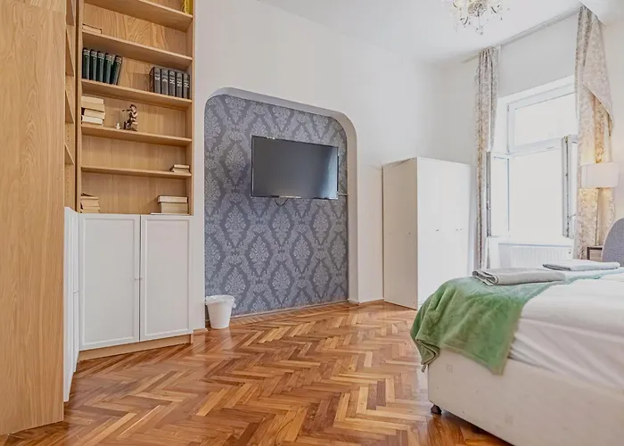 Comfortable Private Near Landstrasse , 15 Min Access Apartamento Viena
